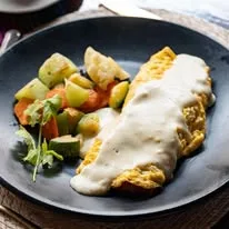 Omelette con guarnición